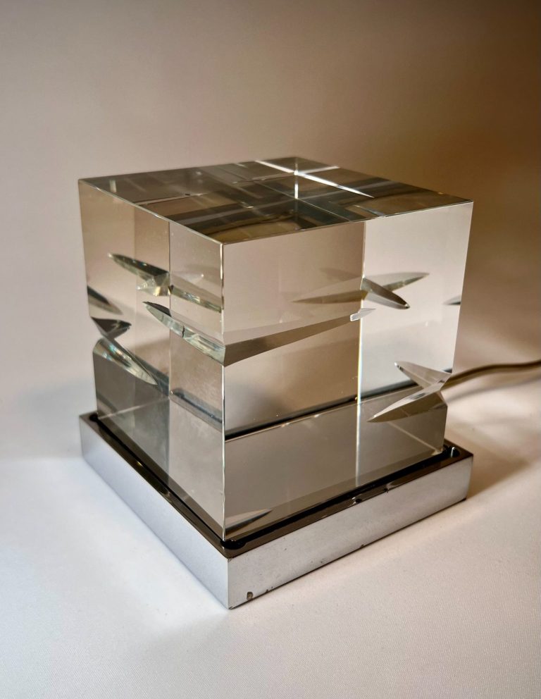 One-of-a-kind Italian glass cube lamp prototype by Gamma3 Illuminazione, 1970s modernist design with chrome base