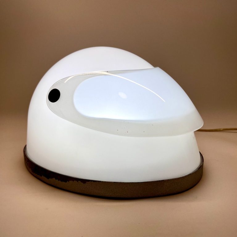 Gamma3 Helmet Visor Lamp – Italian Design Prototype Glass helmet-shaped desk lamp with adjustable visor – Gamma3 lighting prototype