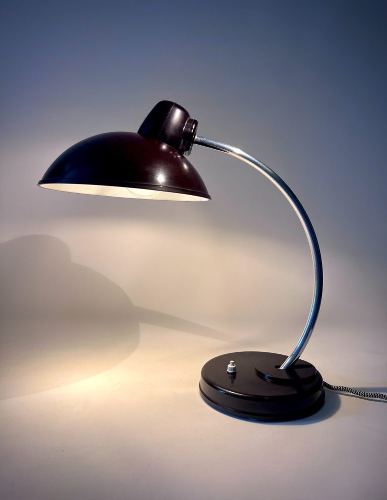 Pair of Italian chrome and bubble glass lamps, mid-century modern, attributed to Fontana Arte, 1970s Pair of Italian chrome and bubble glass lamps, mid-century modern, attributed to Fontana Arte, 1970s